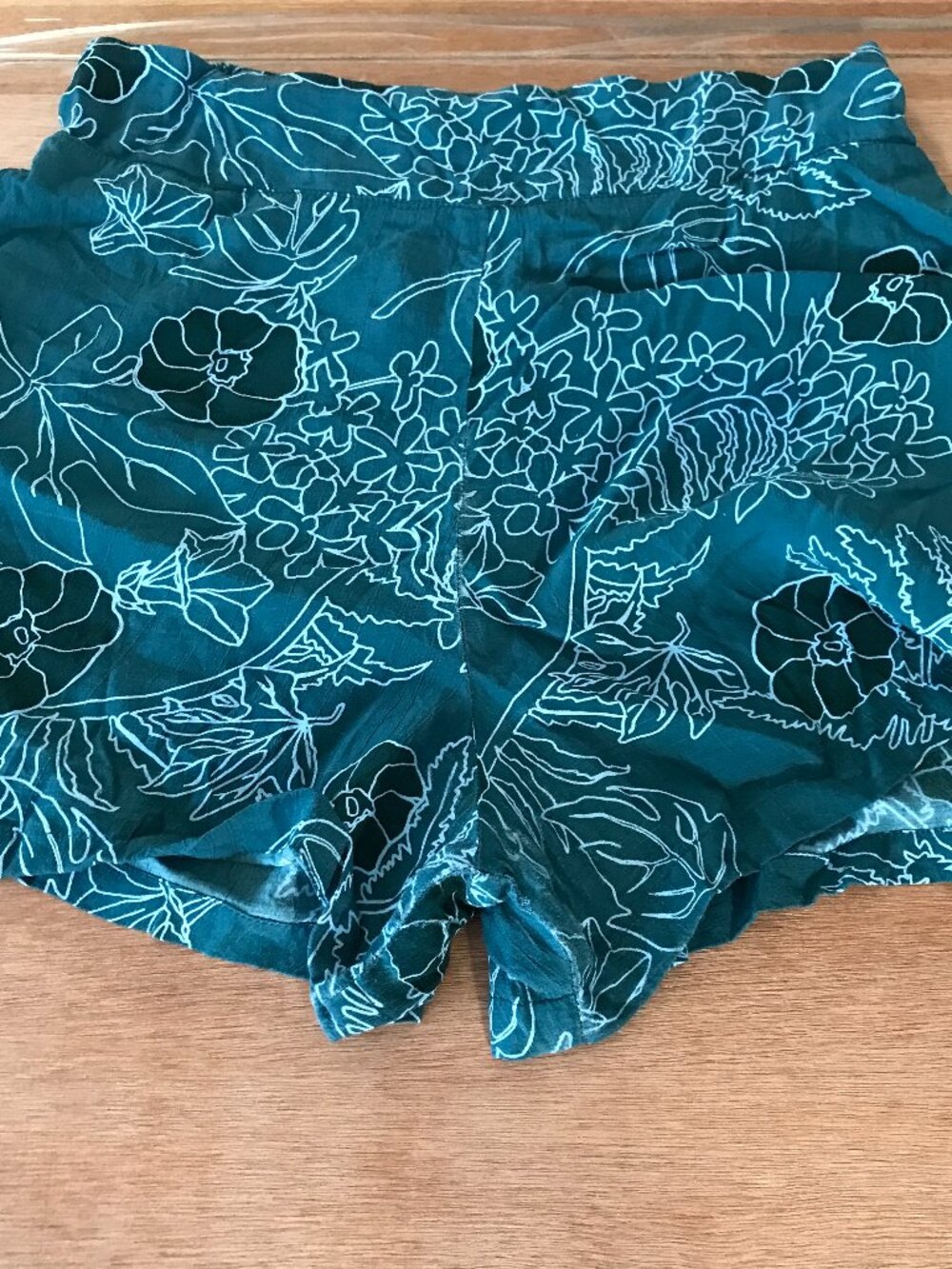 Waiwaolani Hawaiian Athletic Shorts Women L Blue Floral High Rise Pocket 19407